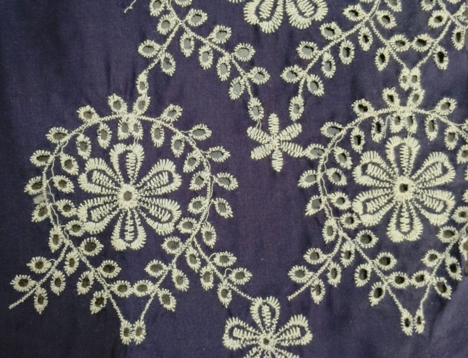 untitled (588 x 450 px)